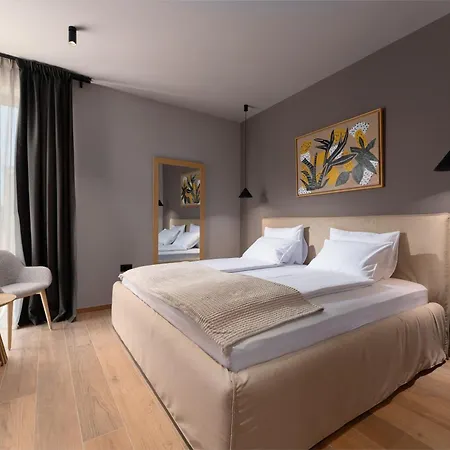 San Vincenti Villa *