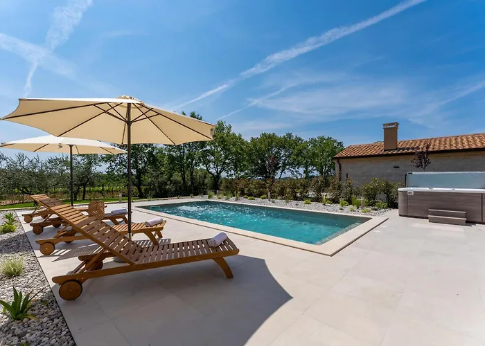 San Vincenti Villa