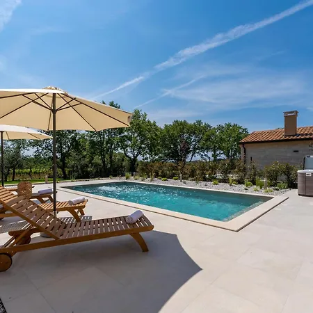 San Vincenti Villa